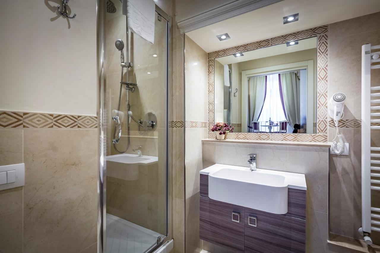 Superior Double or Twin Room City View